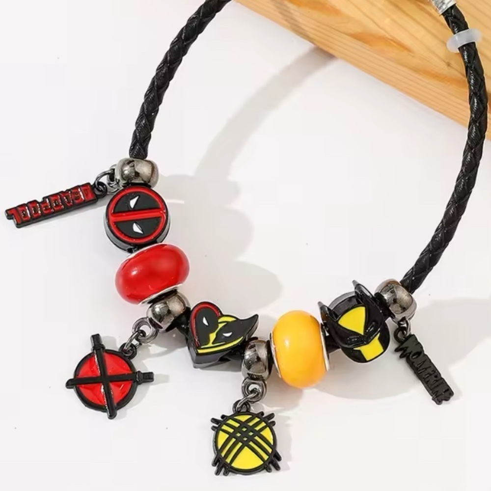 925 Sterling Silver Plated Marvel Deadpool & Wolverine Loaded Charm Bracelet - Picture 6 of 7